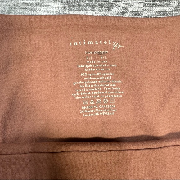 New Free People Intimately Clean Lines Long Sleeve Top Size M/L - Picture 8 of 8